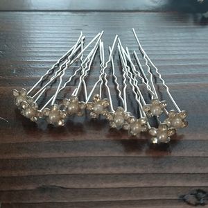 Rhinestone and pearl bobby pins